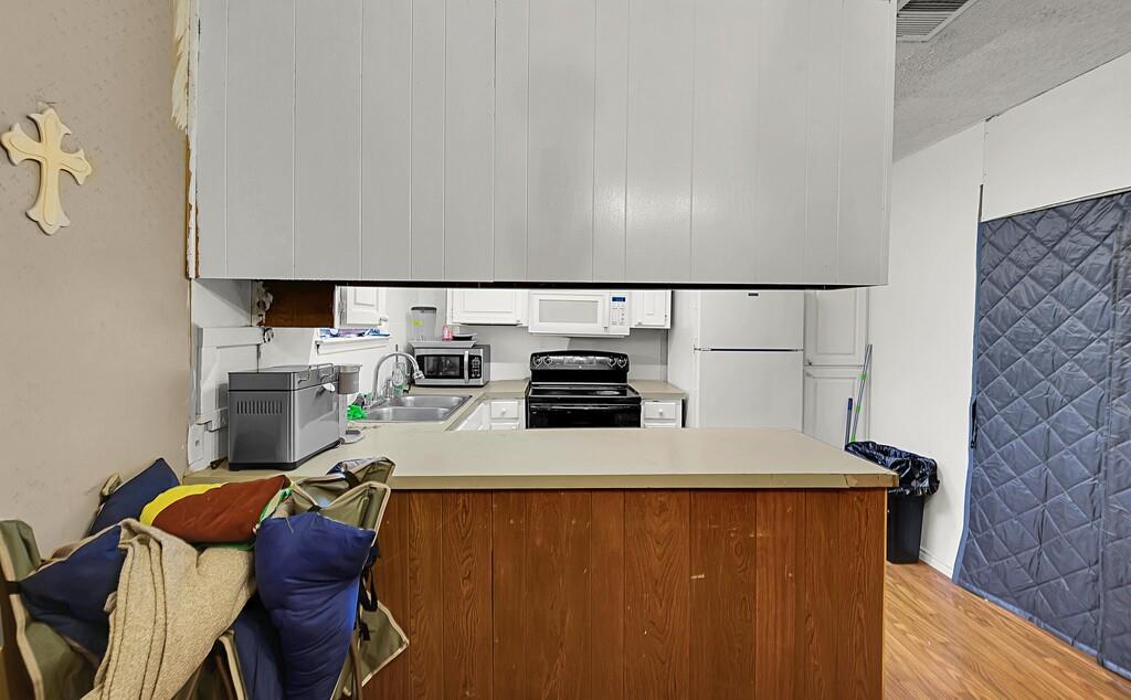 2409 Macarthur Drive Property Photo 7