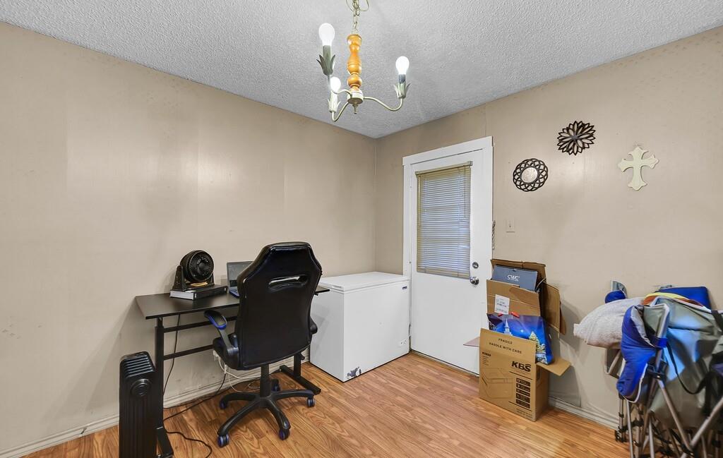 2409 Macarthur Drive Property Photo 8