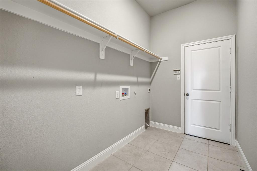 1038 Mickelson Drive Property Photo 19