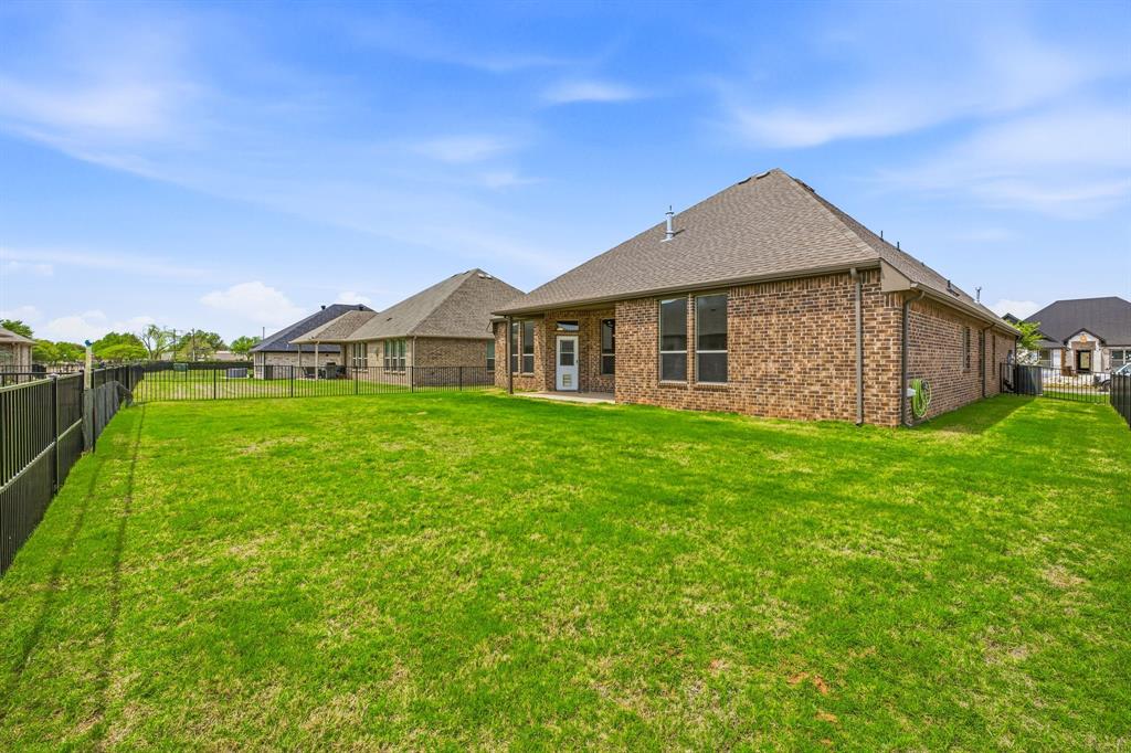 1038 Mickelson Drive Property Photo 32