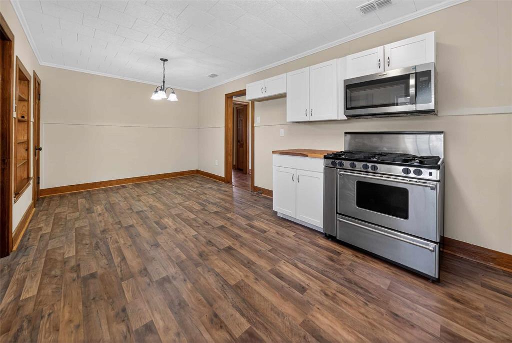 404 Rogers Avenue Property Photo 17