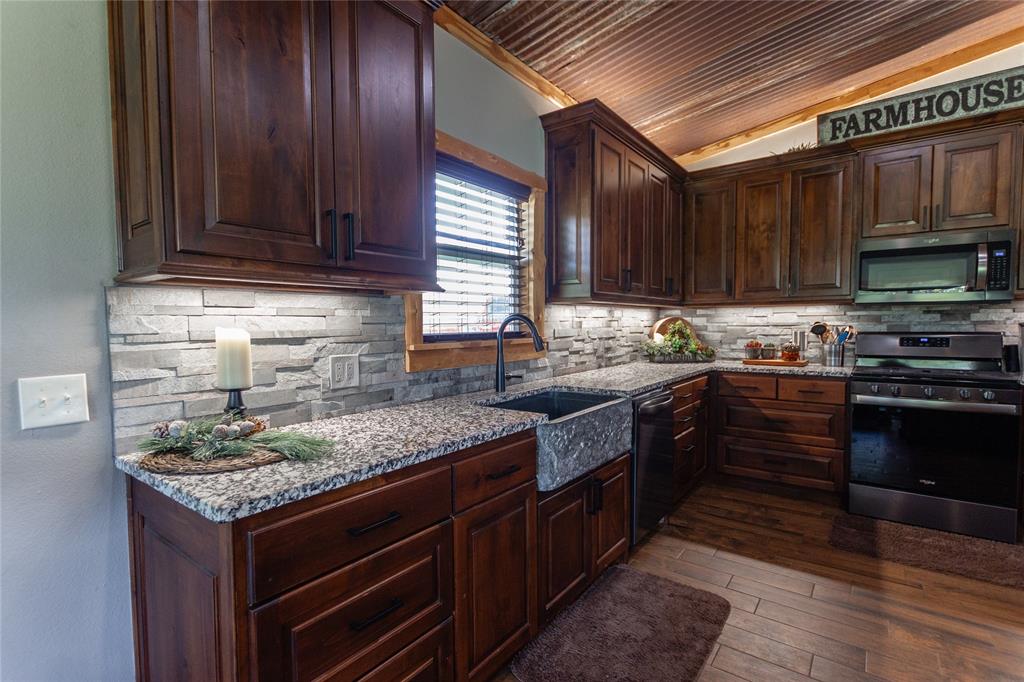 313 Cr 4617 Property Photo 7