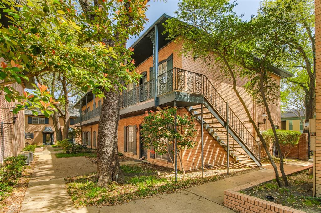 6023 E University Boulevard 204 Property Photo 5