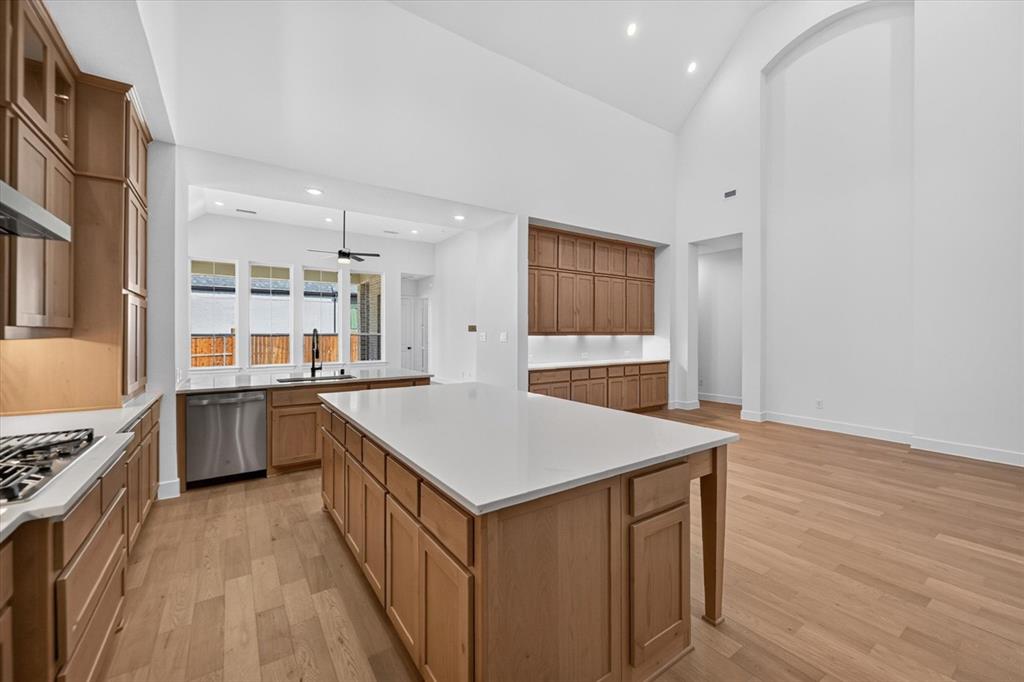 1401 Buttercup Avenue Property Photo 4
