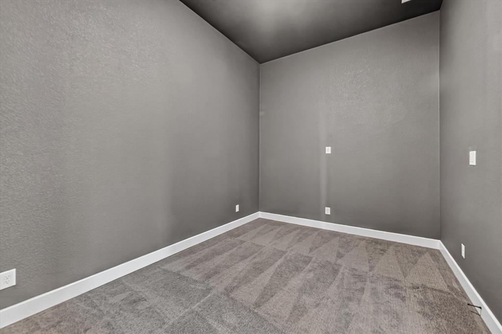 1401 Buttercup Avenue Property Photo 21
