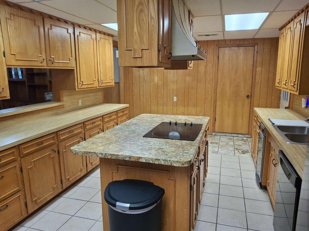 602 West Street Property Photo 10