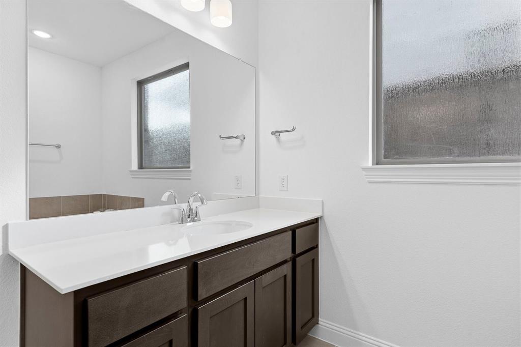 609 Dublin Drive Property Photo 23