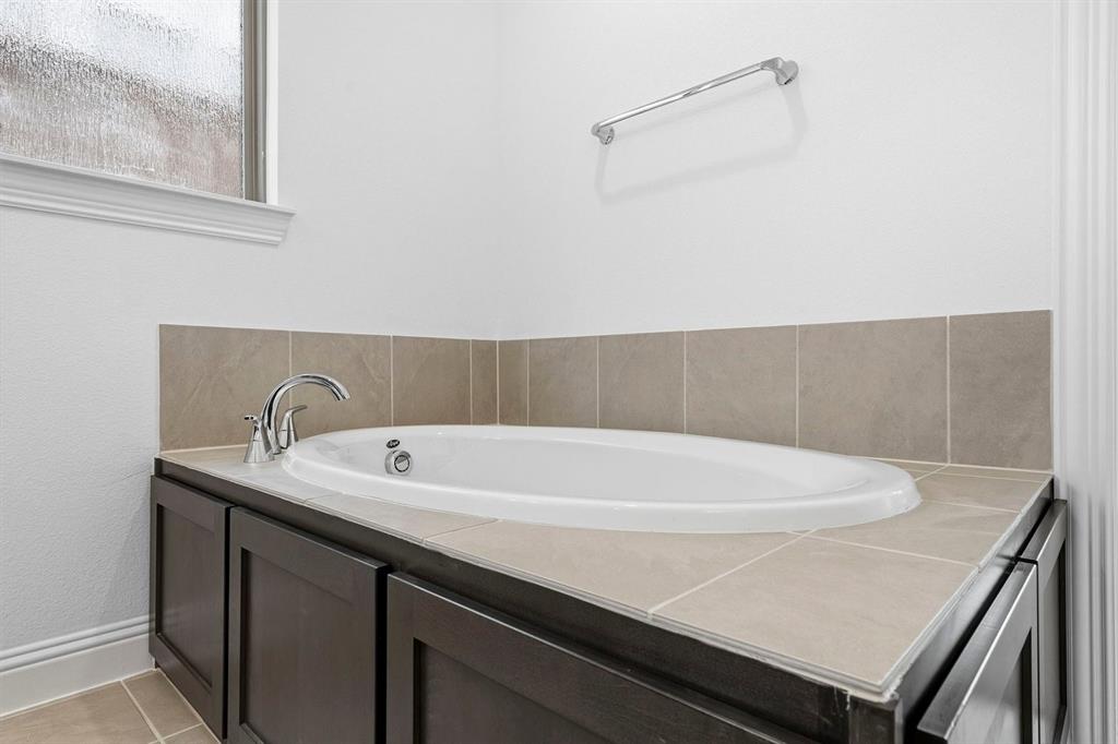 609 Dublin Drive Property Photo 26
