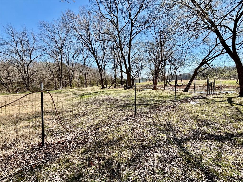 5252 E Fm 1396 Property Photo 5