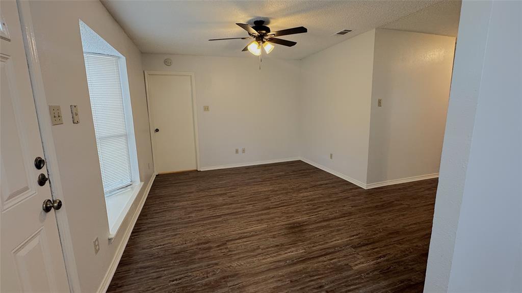 1122 Pyramid Drive Property Photo 8