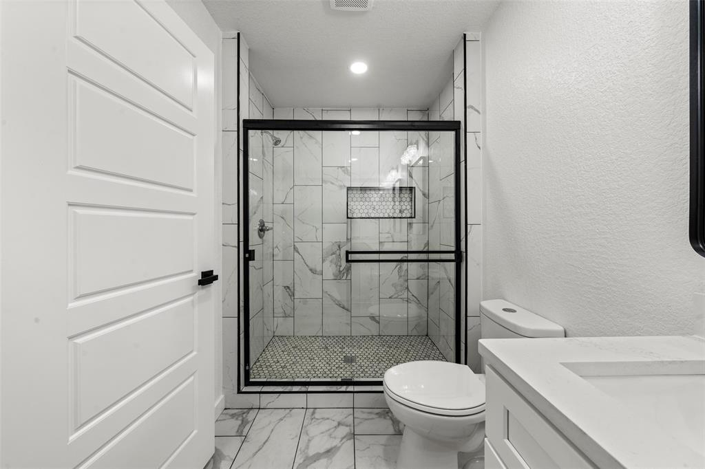 2509 Stewart Drive Property Photo 10