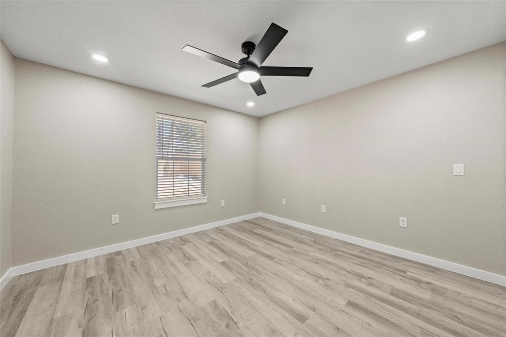 2509 Stewart Drive Property Photo 11
