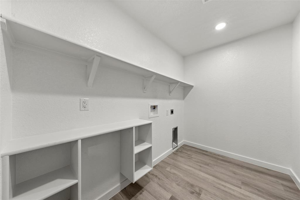 2509 Stewart Drive Property Photo 14