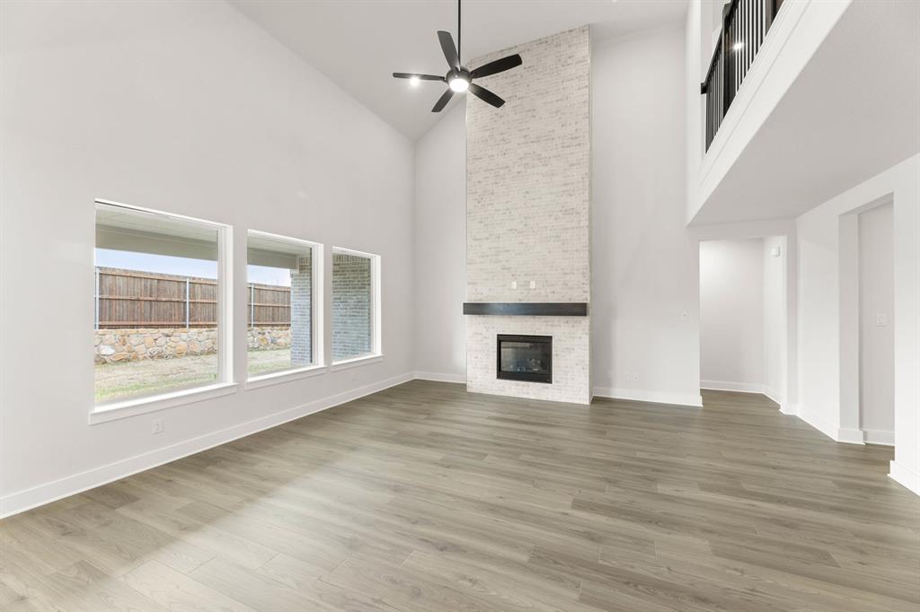 605 Aberdeen Lane Property Photo 13