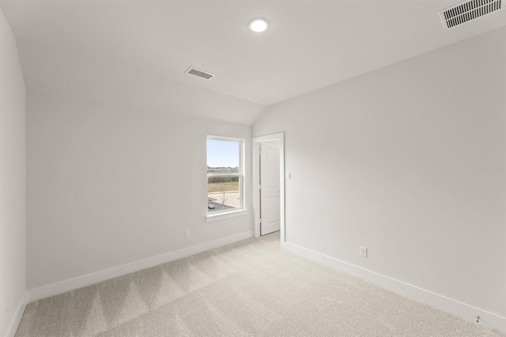 605 Aberdeen Lane Property Photo 36