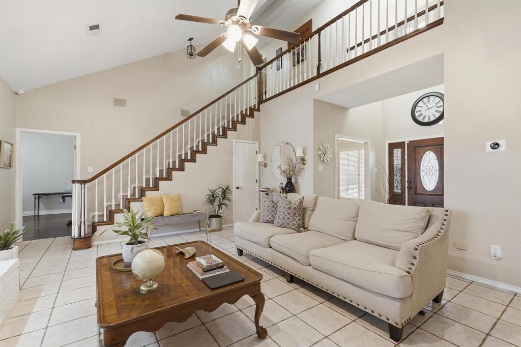 17 Cherry Hills Property Photo 6