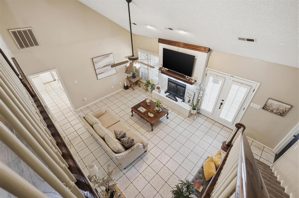17 Cherry Hills Property Photo 10