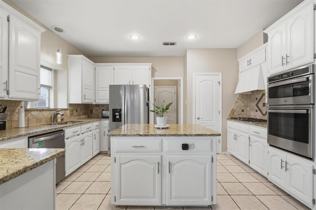 17 Cherry Hills Property Photo 15
