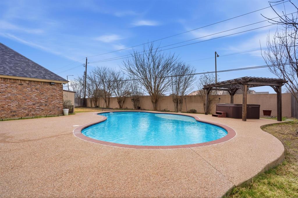 17 Cherry Hills Property Photo 38