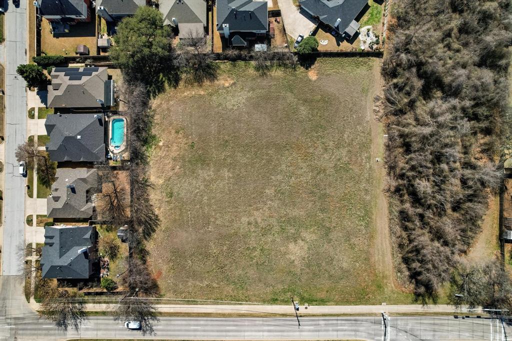 2400 W Sublett Road Property Photo 1