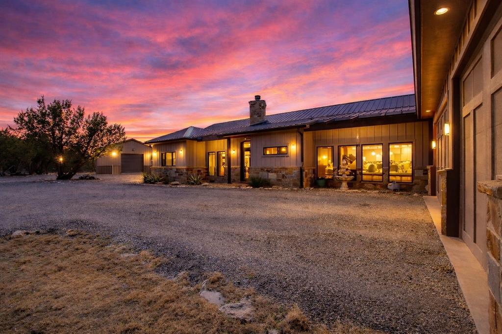 1080 Enchanted Rock Court Property Photo 3