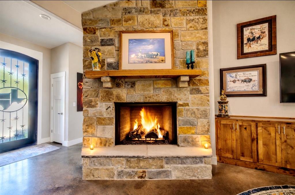 1080 Enchanted Rock Court Property Photo 9