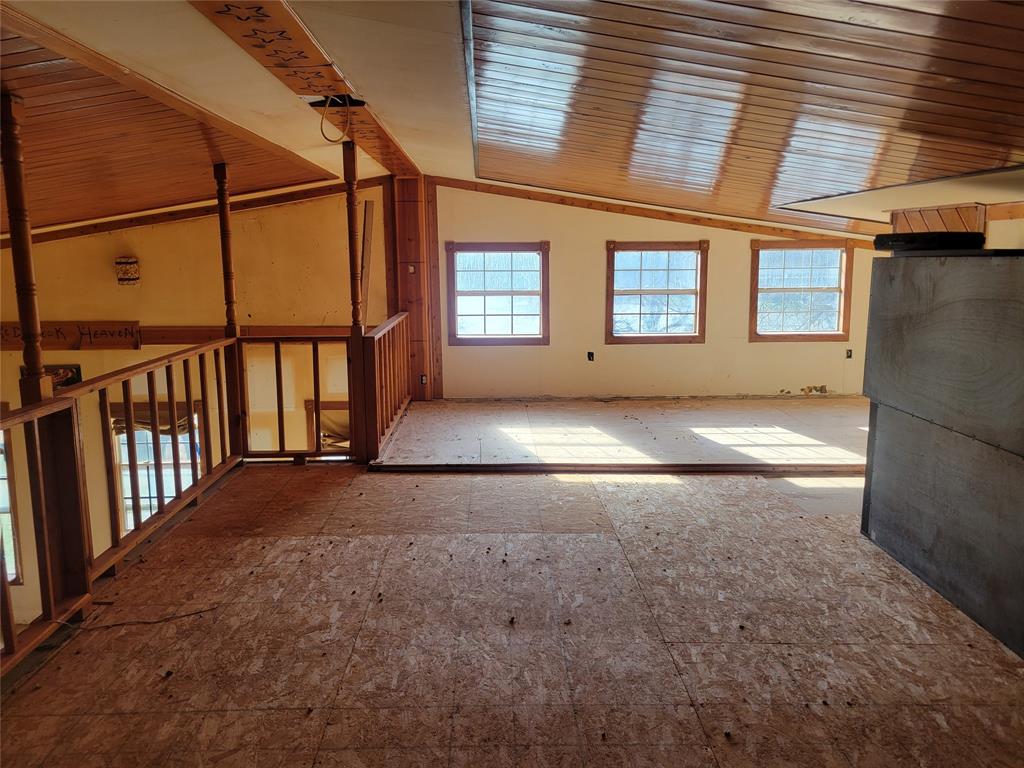 2371 Live Oak Drive Property Photo 10