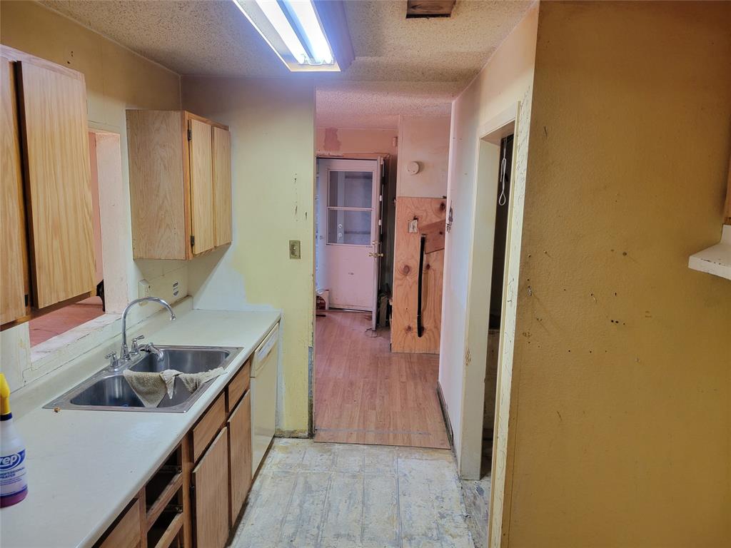 2371 Live Oak Drive Property Photo 15