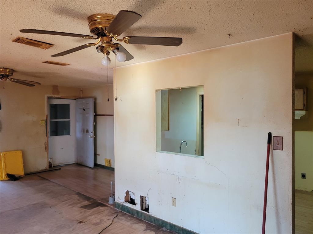 2371 Live Oak Drive Property Photo 16
