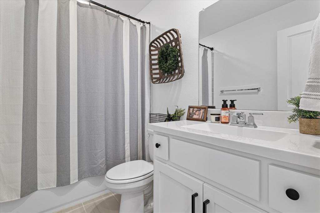 1332 Thompson Road Property Photo 20