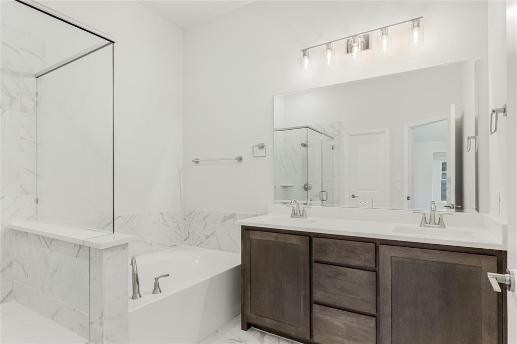 7216 Cherry Blossom Lane Property Photo 18