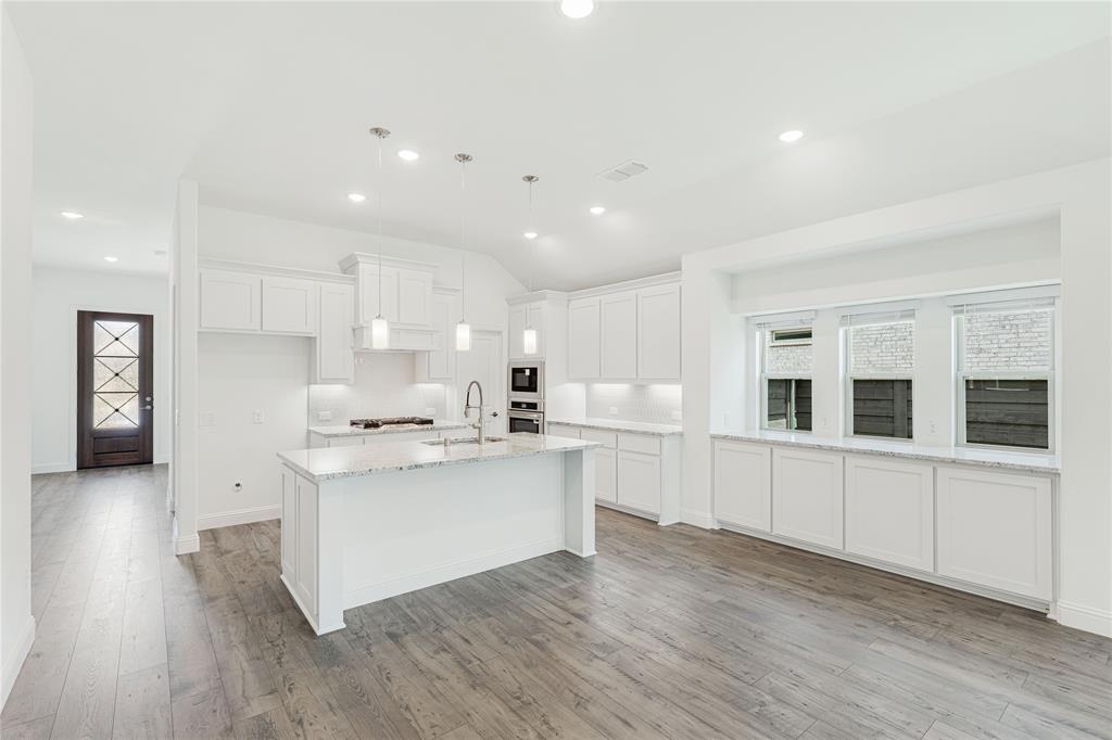 7220 Cherry Blossom Lane Property Photo 10