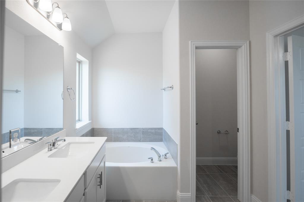 3766 Lupine Trail Property Photo 12