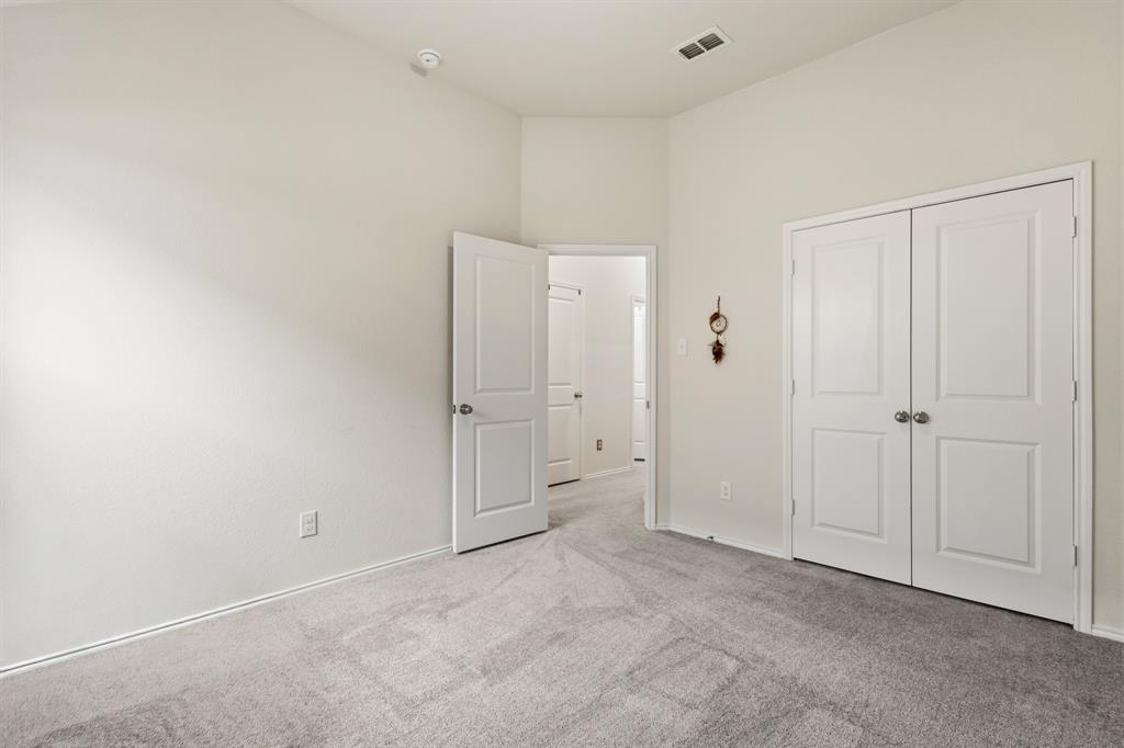 908 Madeline Lane Property Photo 22