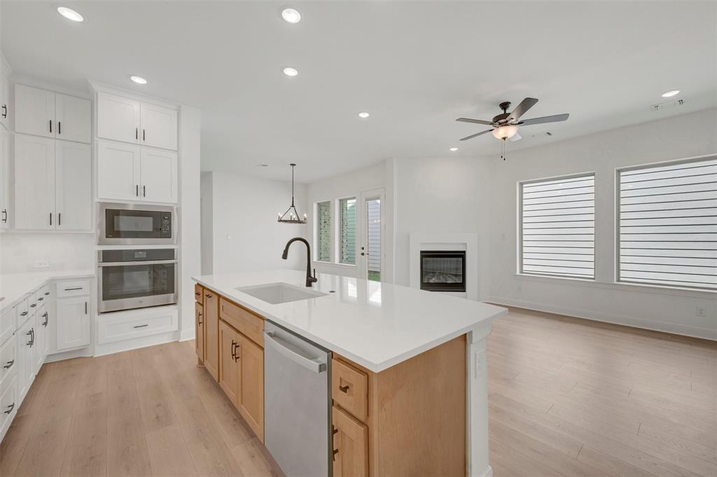 1506 Roundup Way Property Photo 8