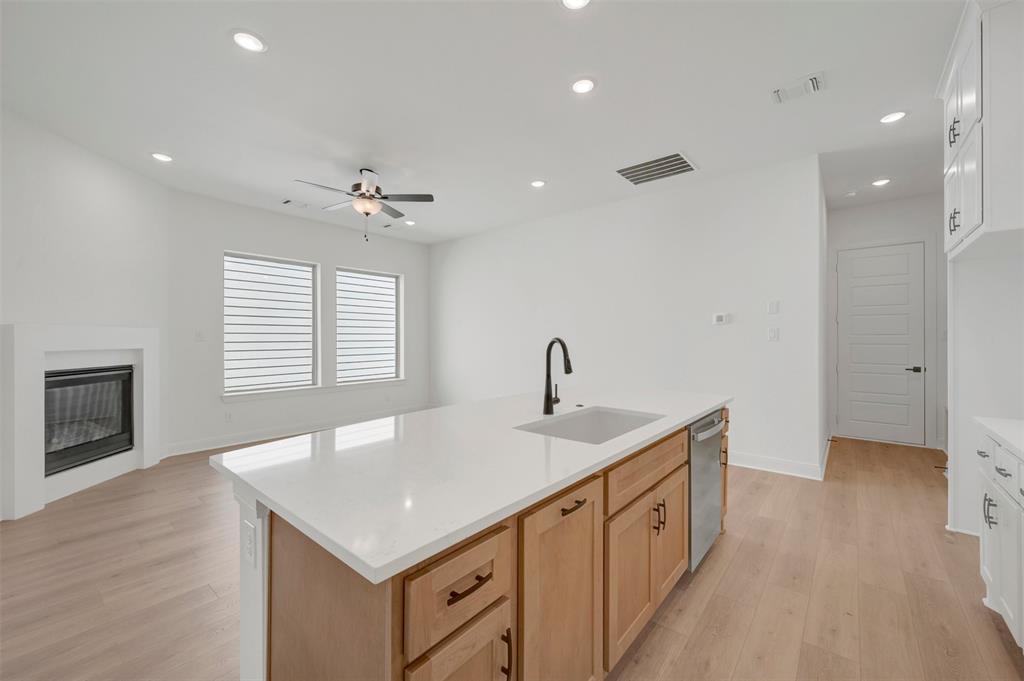 1506 Roundup Way Property Photo 10