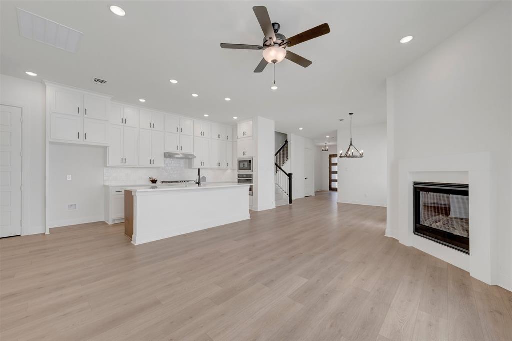 1506 Roundup Way Property Photo 16