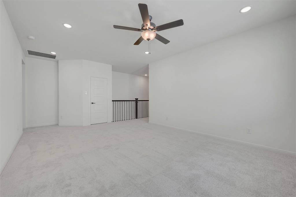1506 Roundup Way Property Photo 18