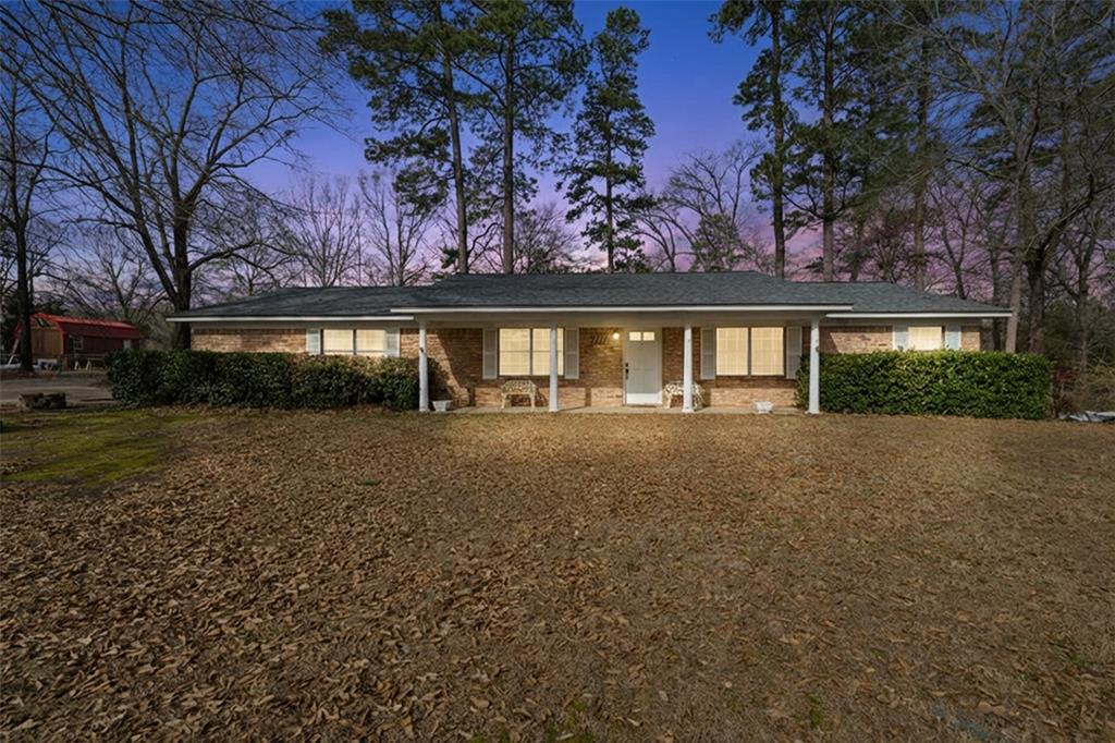 119 N Mimosa Property Photo 1