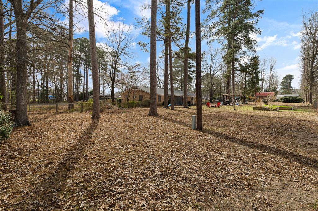119 N Mimosa Property Photo 3