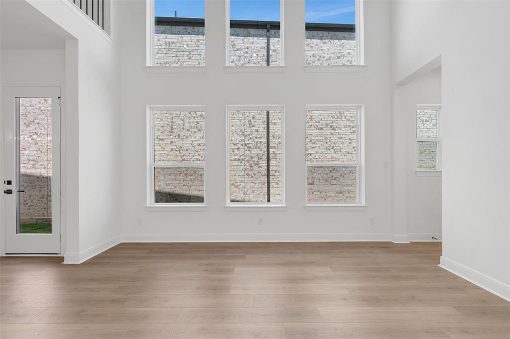 1510 Roundup Way Property Photo 14