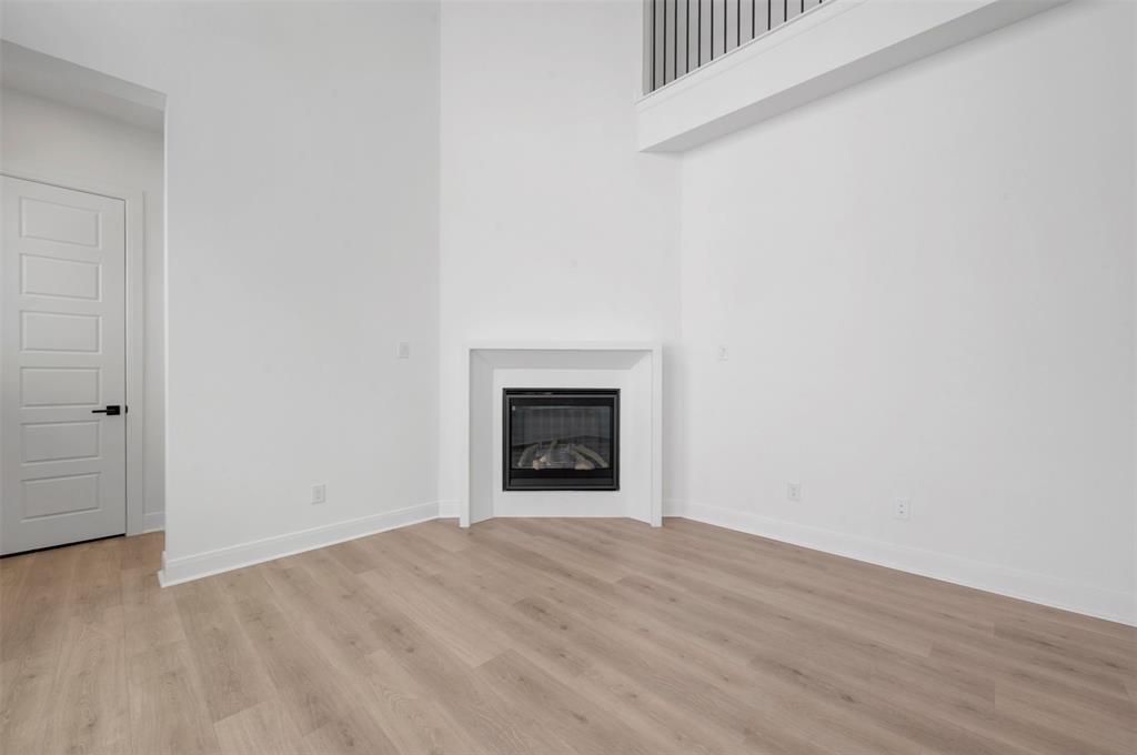 1510 Roundup Way Property Photo 16
