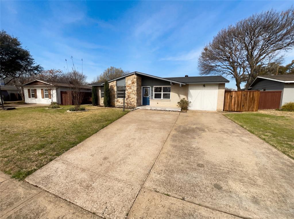 8541 Strathmore Drive Property Photo 1