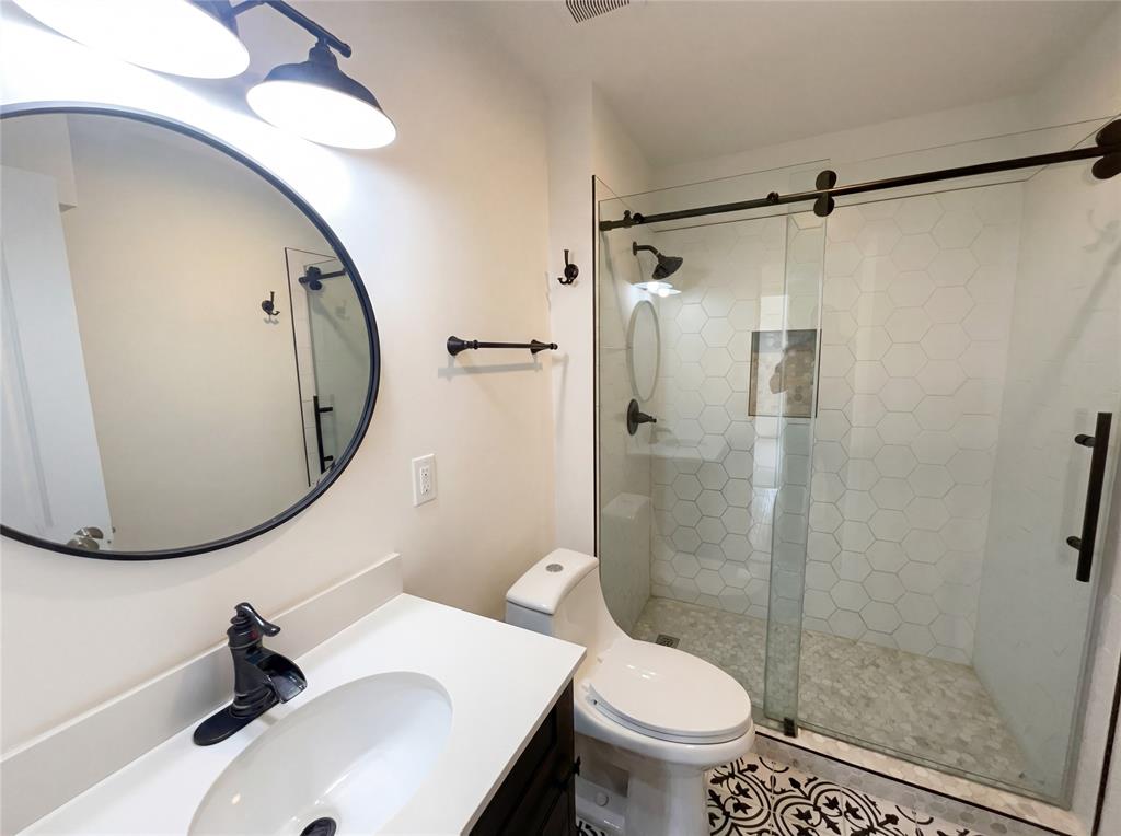 8541 Strathmore Drive Property Photo 13
