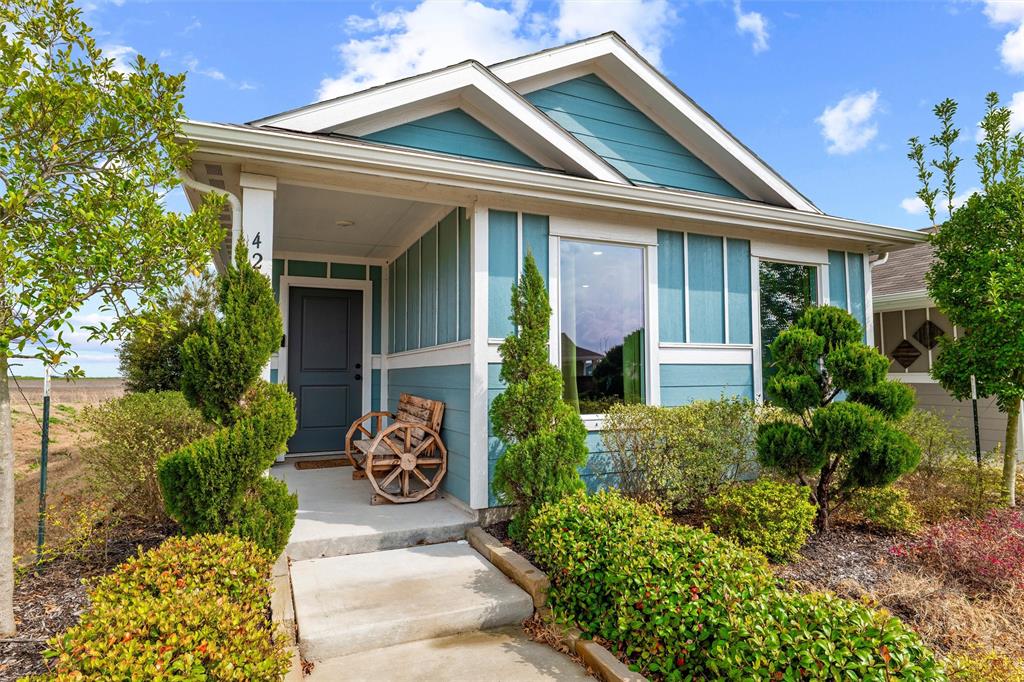 421 Corsair Way Property Photo 1