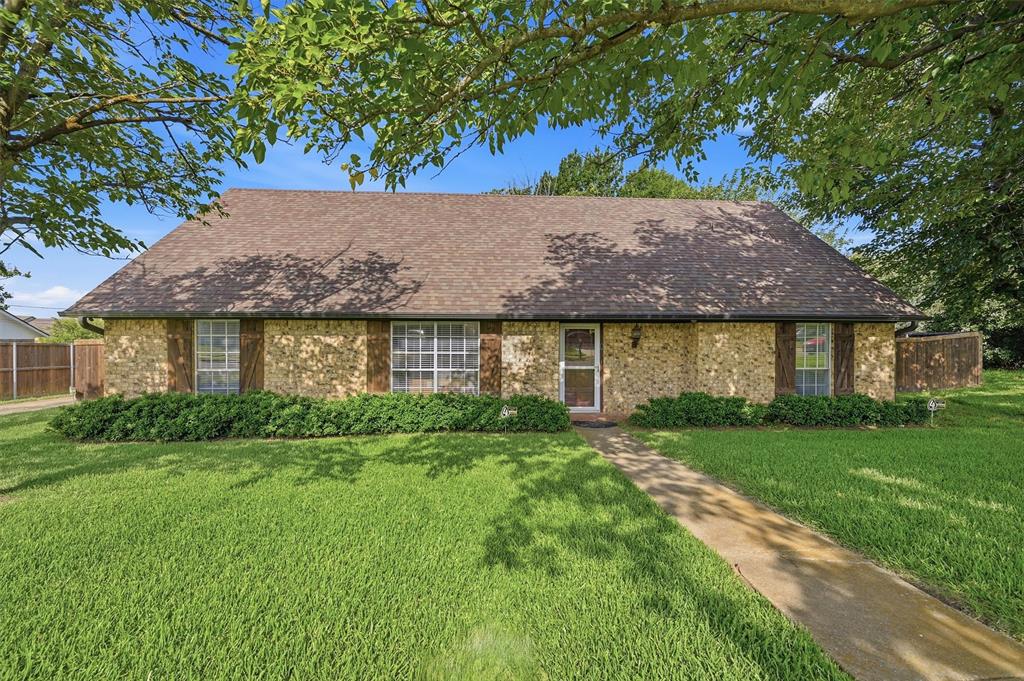 720 Blanton Drive Property Photo 1