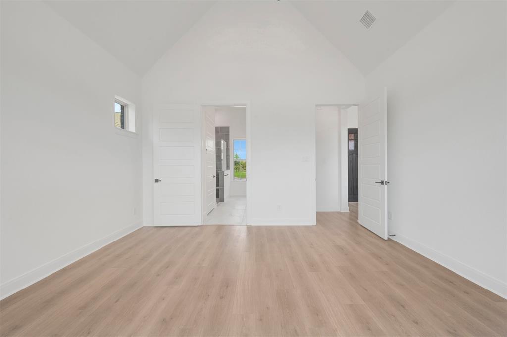 4725 Boyds Branch Drive Property Photo 9