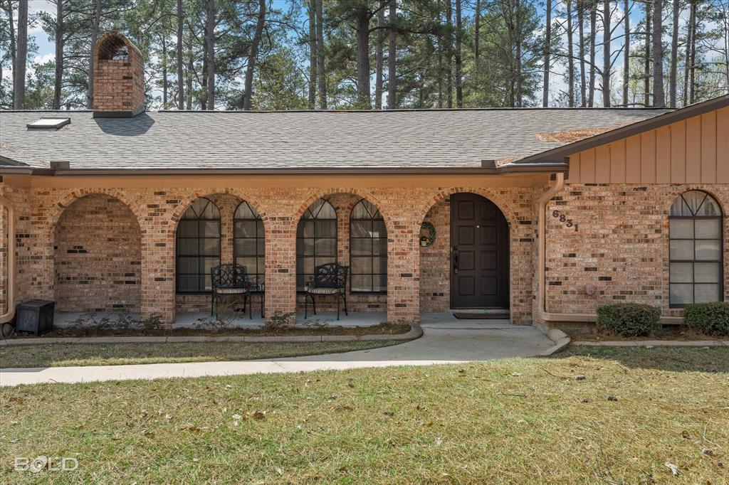 6831 North Park Lane Property Photo 2