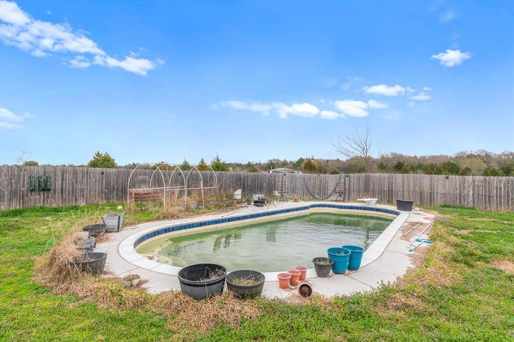 14709 County Road 4015 Property Photo 17