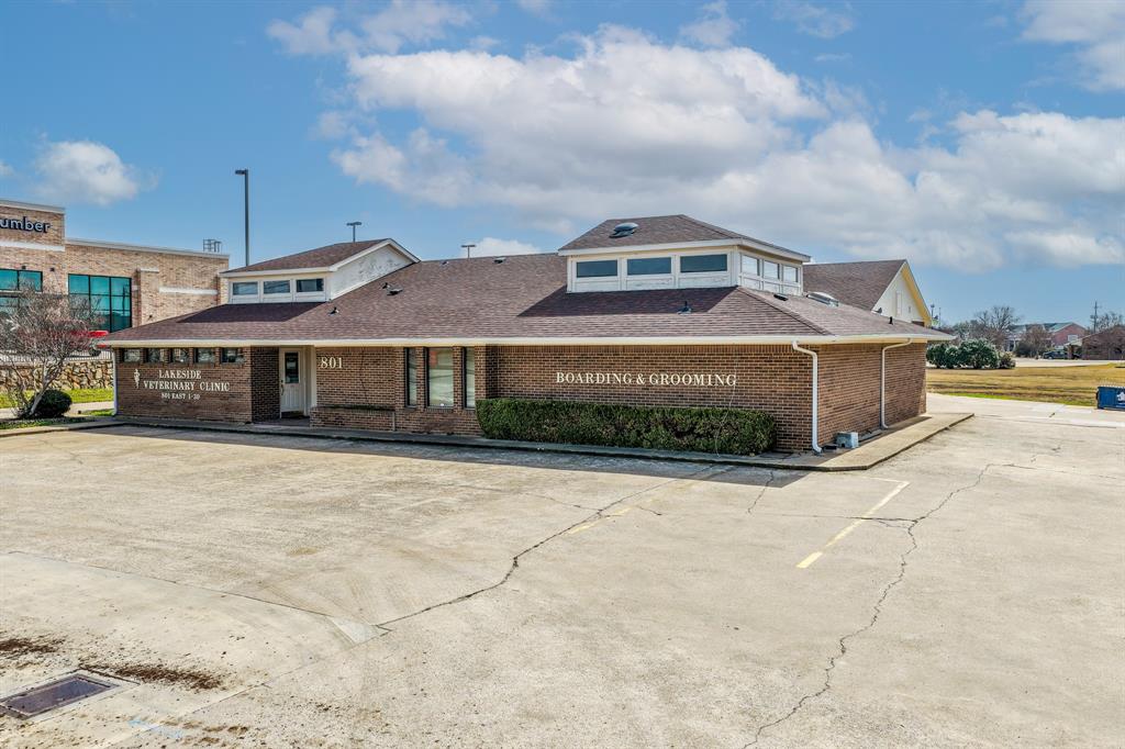 801 E Interstate 30 Property Photo 18